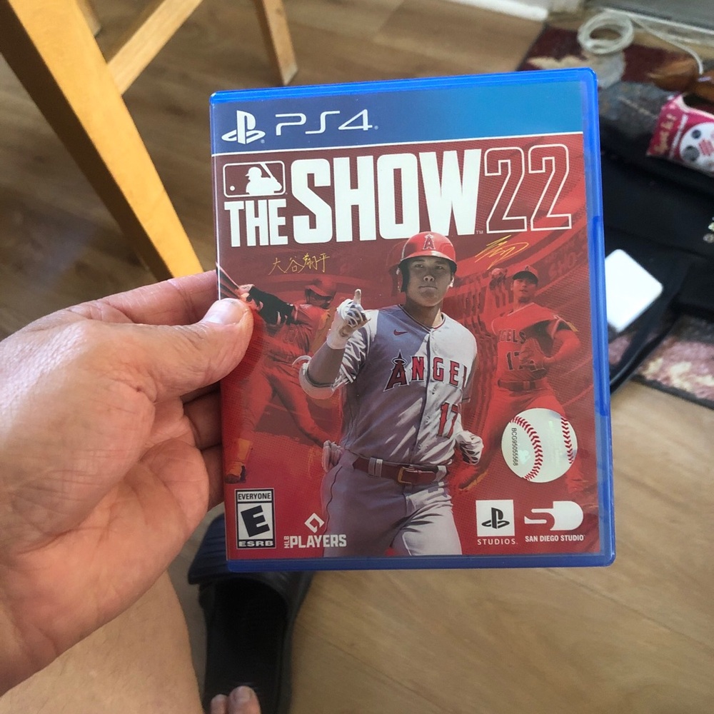 PlayStation 4 MLB The Show 22 - Red Edition